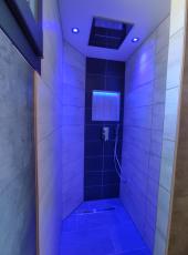 images/cerf-galerie/gite-cerf-douche-nature-cottage-voes.jpg